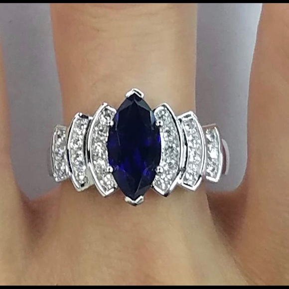 Sterling Sil 1.62 ct Marquise Blue Spinel CZ Ring - Picture 3 of 4